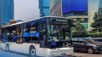 bus listrik invi